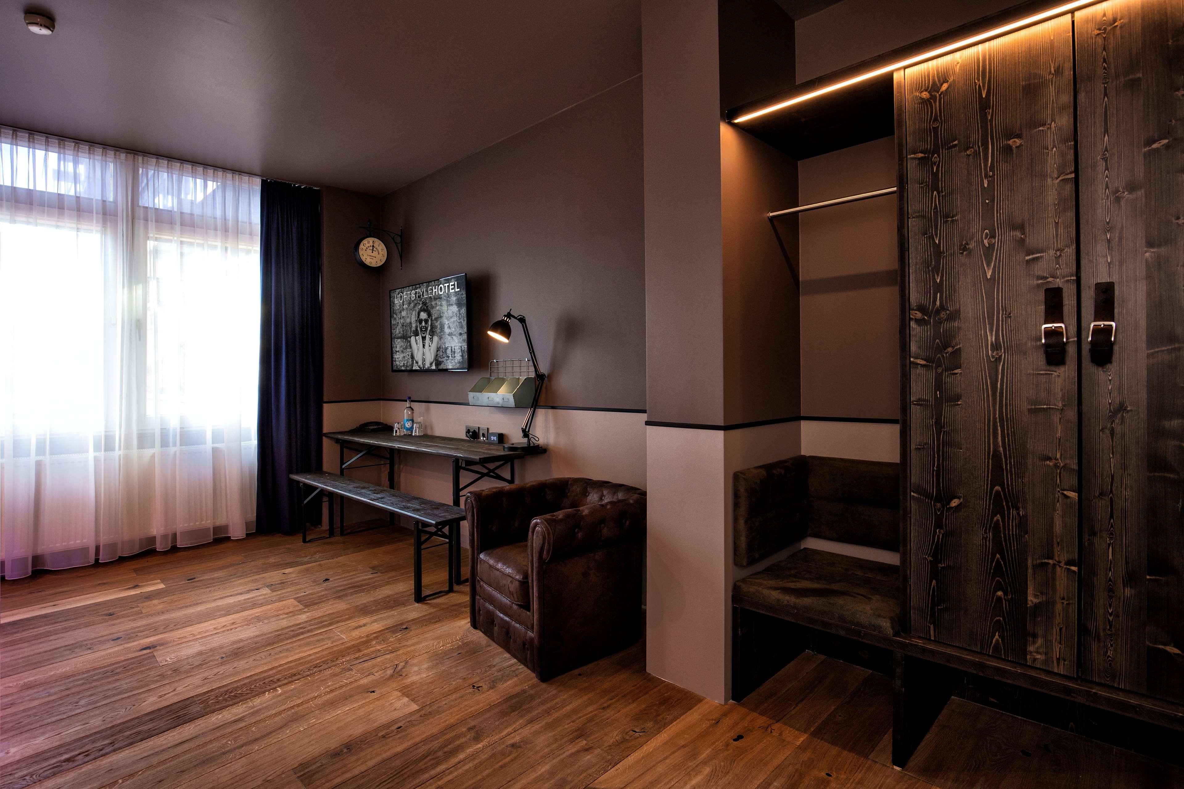 Best Western Loftstyle Hotel Stuttgart-Zuffenhausen Esterno foto