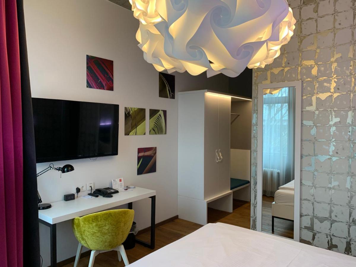 Best Western Loftstyle Hotel Stuttgart-Zuffenhausen Esterno foto